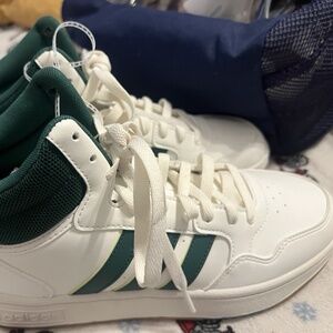 adidas HOOPS 3.0 Low Classic Vintage White Collegiate Green Size 8 Men’s NEW
